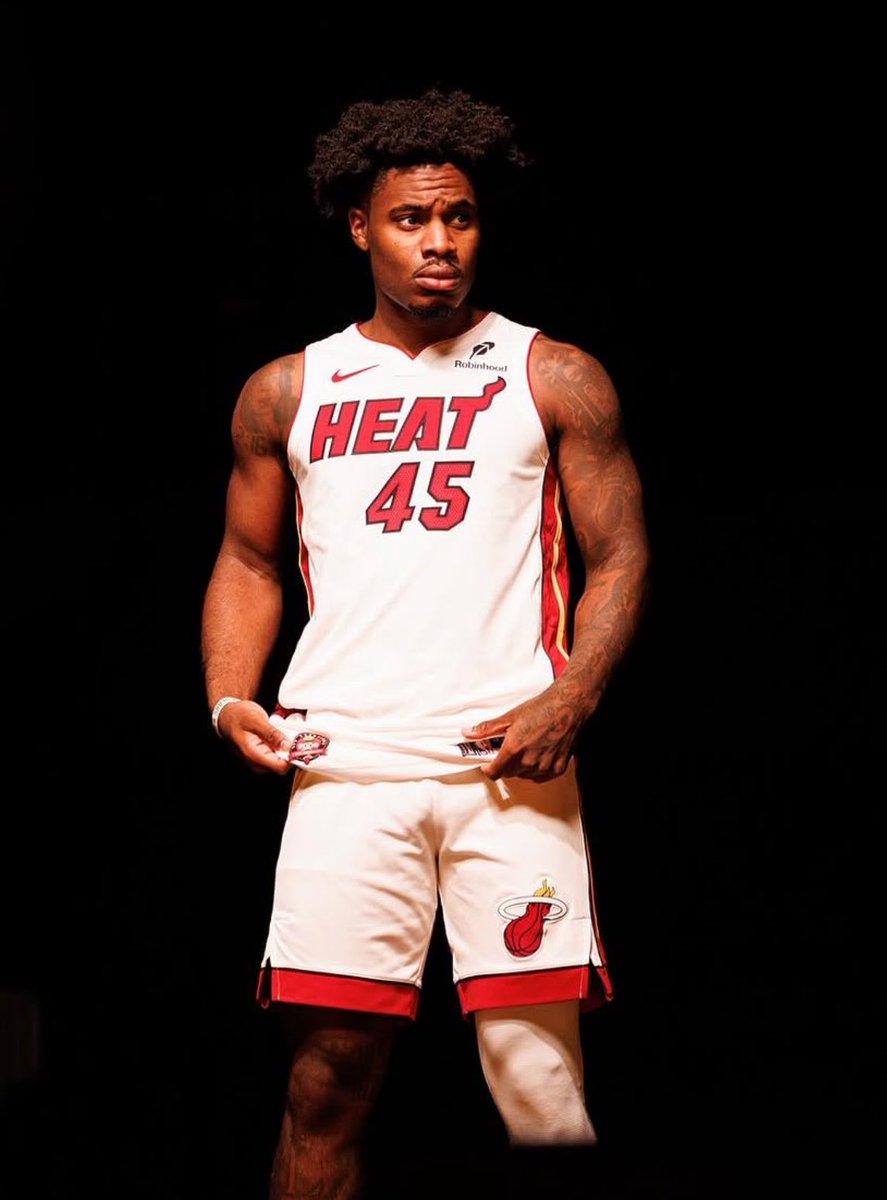 Hoop Central tweet media