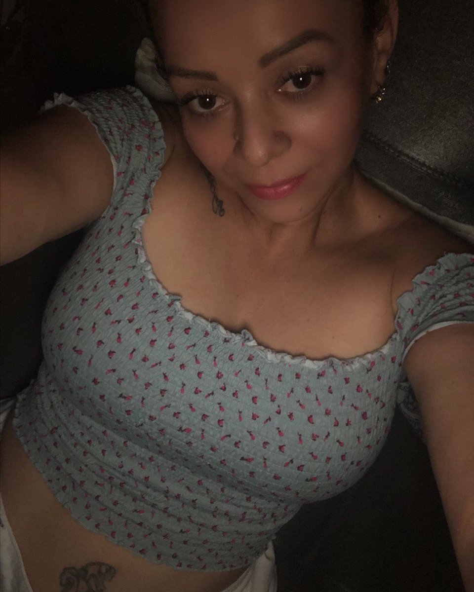Latina MILF Juana tweet media