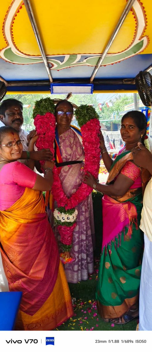 cpk_rajkumar's tweet image. பெண்களின் மத்தியில் பெரும் வரவேற்பை பெற்றுள்ளார் 

நமது விருதாச்சலம்  வெற்றி வேட்பாளர் டாக்டர் தமிழரசி ஆதிமூலம் அவர்கள்🥭

வரிசை எண் 9 வாக்களிப்பீர் மாம்பழம் சின்னம் 🥭🥭🥭
#PMK4Virudhachalam #NDAalliance #NDA4TamilNadu #NDA4Virudhachalam