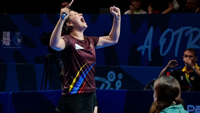 ela ferris tweet media