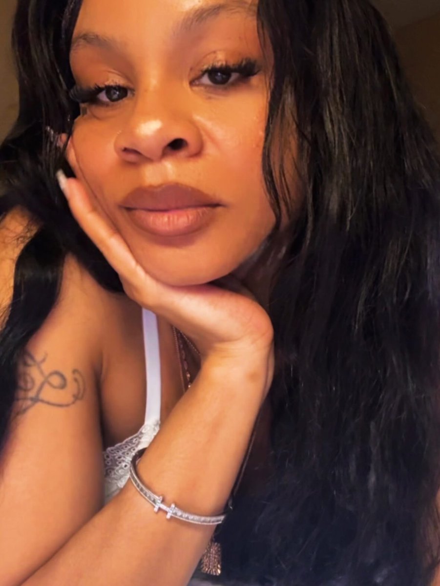 dollbabynye's tweet photo. Can I seduce you? #phillysluts #philadelphiasluts https://t.co/PAlaN5Ale8