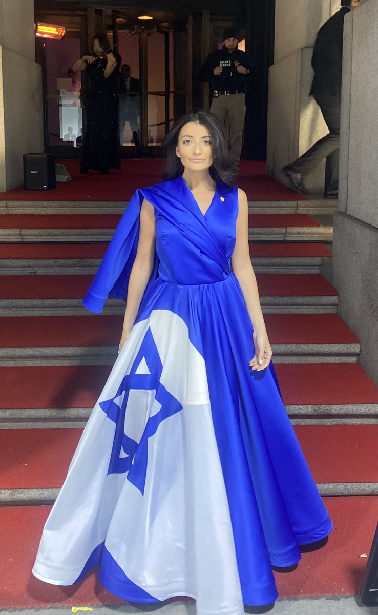 GHOST FEET tweet media