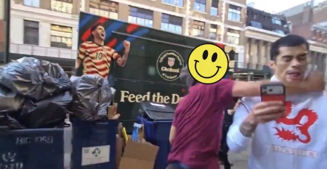 Woodsiext's tweet photo. @kanyewest Your mans got KTFO.
He asked “wtf???!!” Like shit was sweet lol.
FINALLY 😂😂😂😂😂😂😂😂😂😂😂 https://t.co/WLoEO8ZP5g