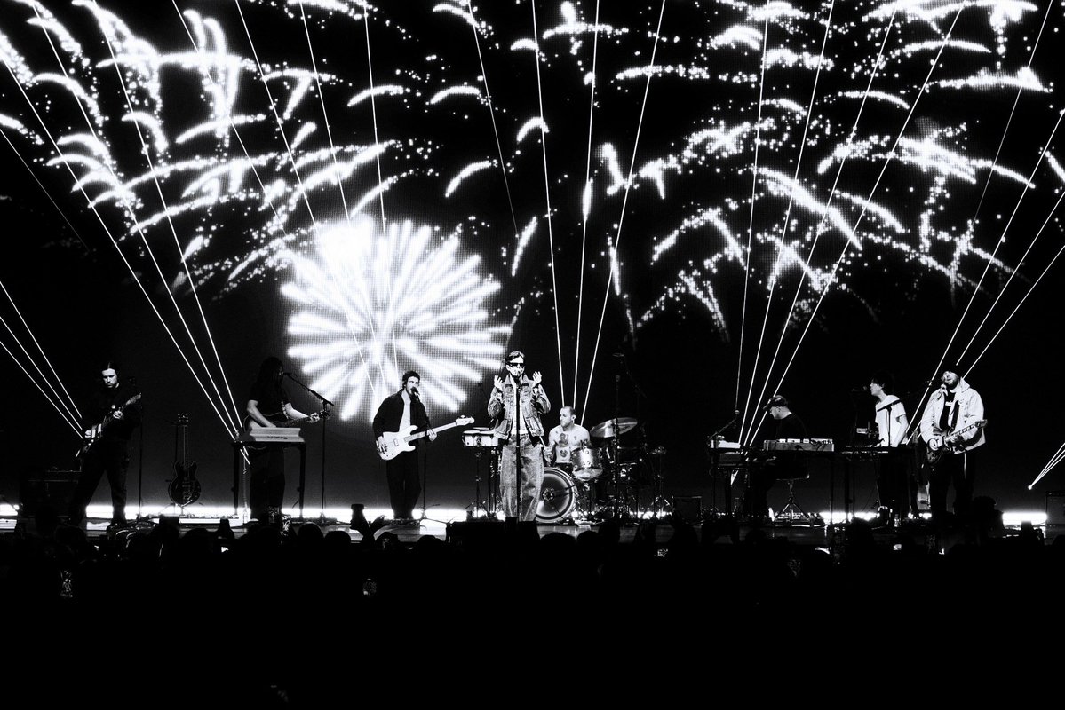 thenbhdfiles's tweet image. WOURLD TOUR - NEW YORK SETLIST 🫧

Hula Girl
OMG
Cry Baby
Prey 
Reflections
R.I.P. 2 My Youth
A Little Death
Wires
Afraid
You Get Me So High
Fallen Star
Nervous
Planet
Devil’s Advocate
Baby Came Home 2 / Valentines
The Beach
Void 
Compass 🫧★⋆NEW⋆★🫧
Pretty Boy
Cherry