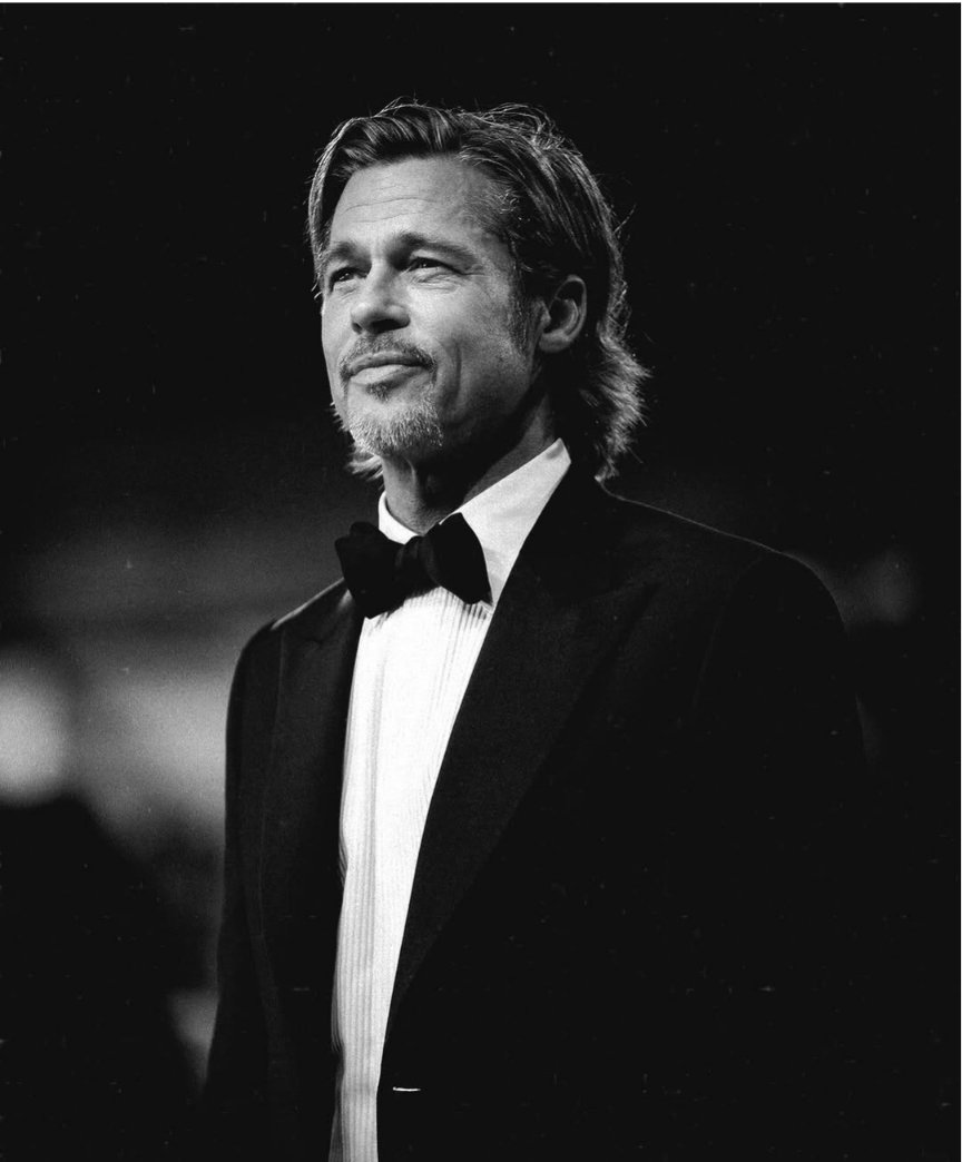 663Renegade's tweet image. #bradpitt 
#because 
#bestever 
#BradForever
Black and white
I really love this