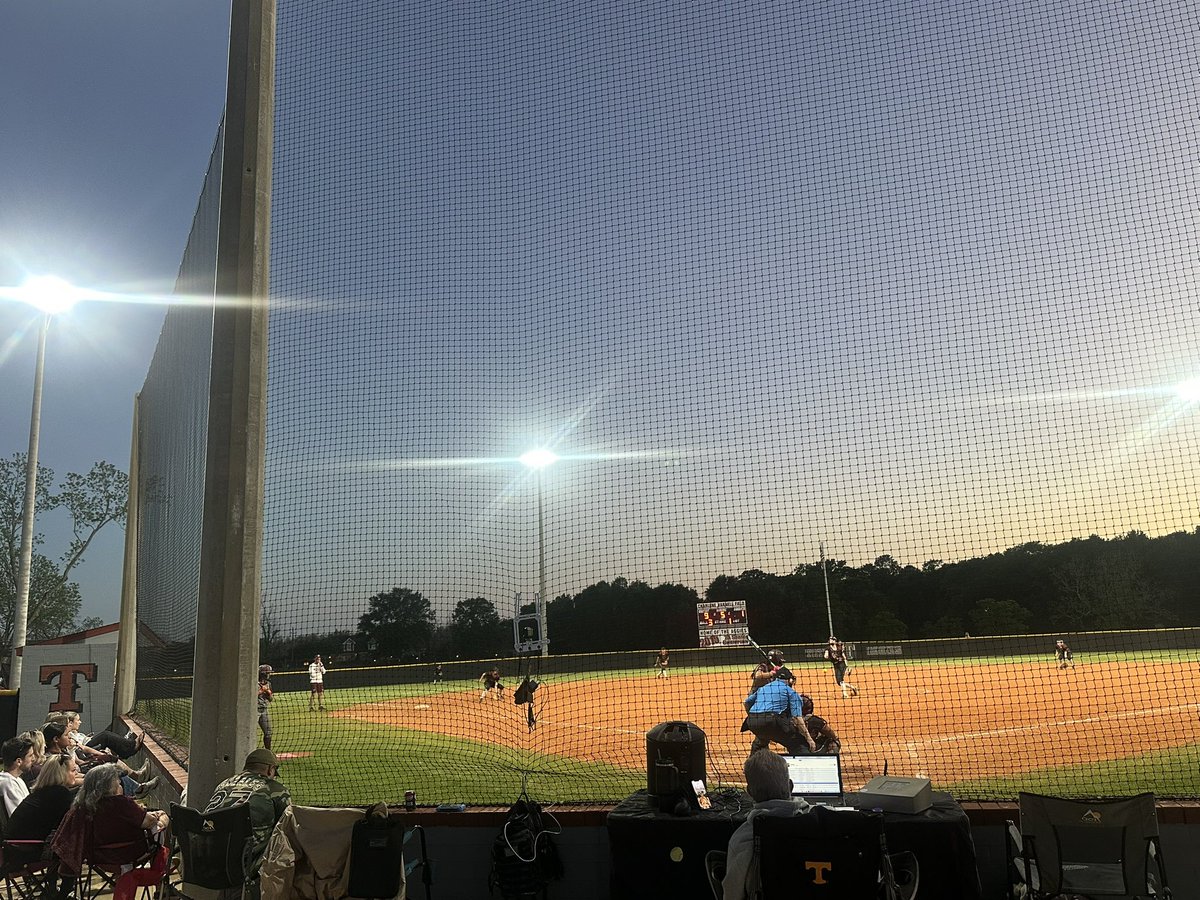 coachangelbrown's tweet photo. Had time to slip down to Florida last week to watch @TateSoftball host @NHSSoftballFL. 
#FuturePatriots https://t.co/Cs7RNRLkil
