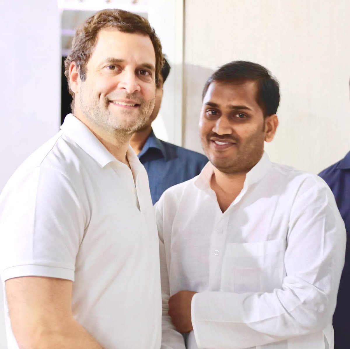 bhavankesh's tweet photo. AICC डेटा एनालिटिक्स विभाग के राष्ट्रीय संयोजक @vishal_INC  जी को 
जन्मदिन की हार्दिक बधाई एवं शुभकामनाएँ।🎂🎉💐 https://t.co/4P486Iu2it