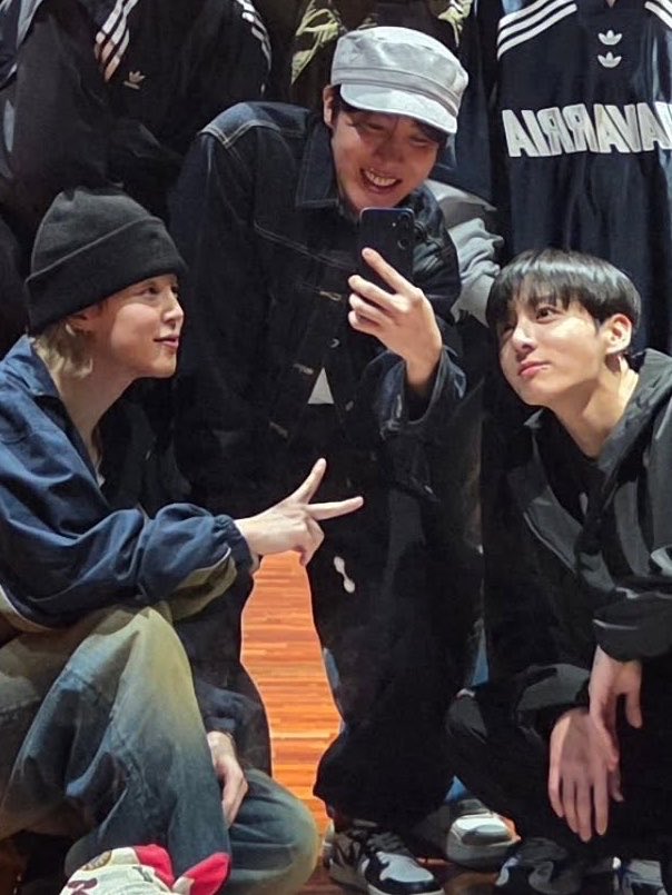 쵸 tweet media