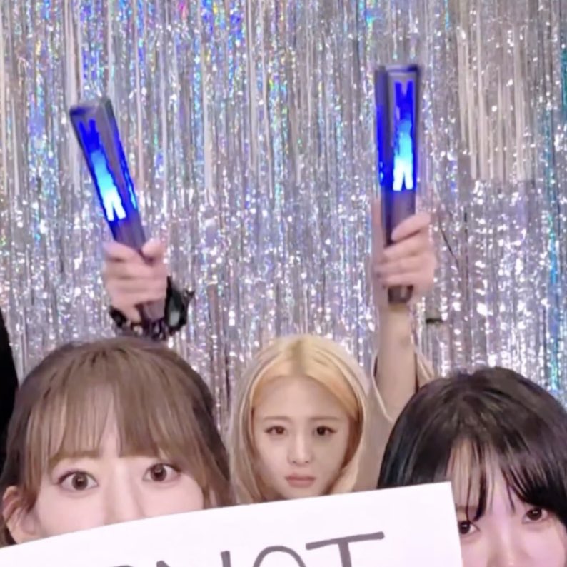 노니ଳ tweet media