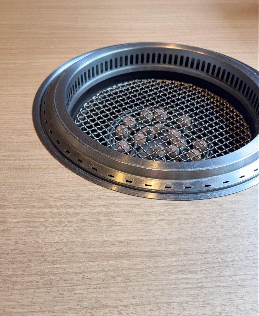 やおくん tweet media