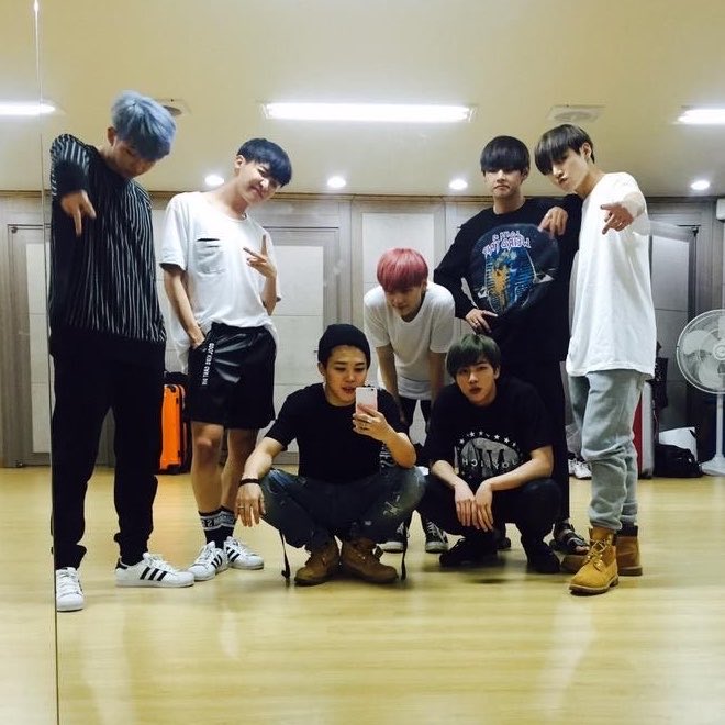 vee⁷ 🎸 tweet media