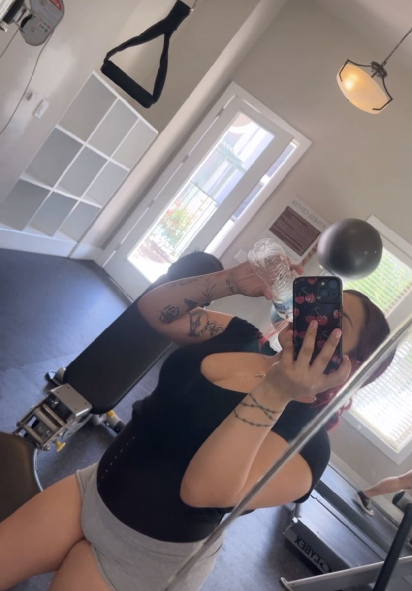 Zeverae Reyes tweet media