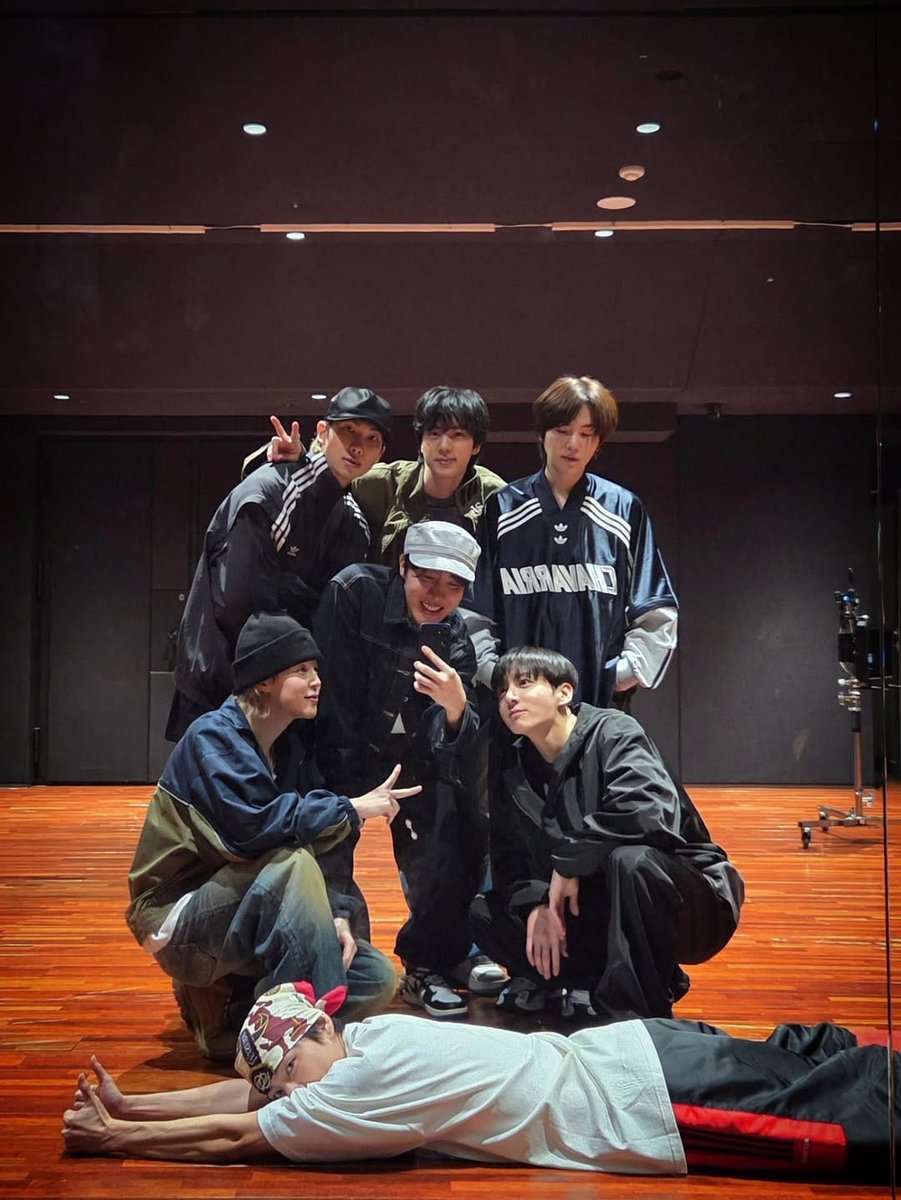 badbye⁷ | ARIRANG tweet media