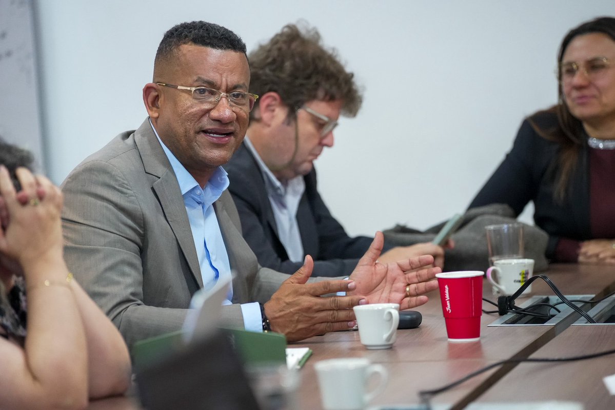 Luis Alfonso Escobar tweet media