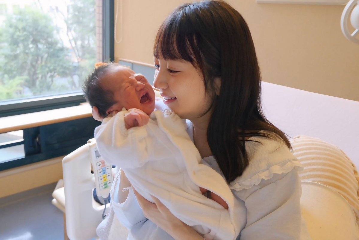 浜田翔子 tweet media