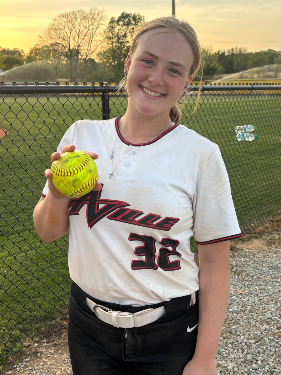 We are adding another name to this seasons Bomb Squad! <a href="/BayaBromley32/">Baya Bromley</a>  went 2 for 4 tonight with a a single and a homer to right! This 2028 catcher had 3 RBIs tonight!