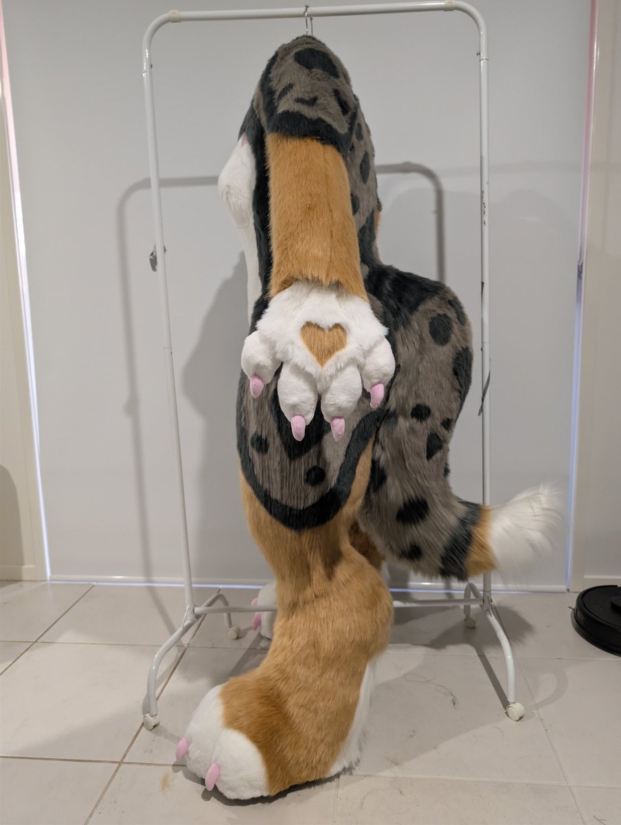 Rebel Rainie Creations tweet media