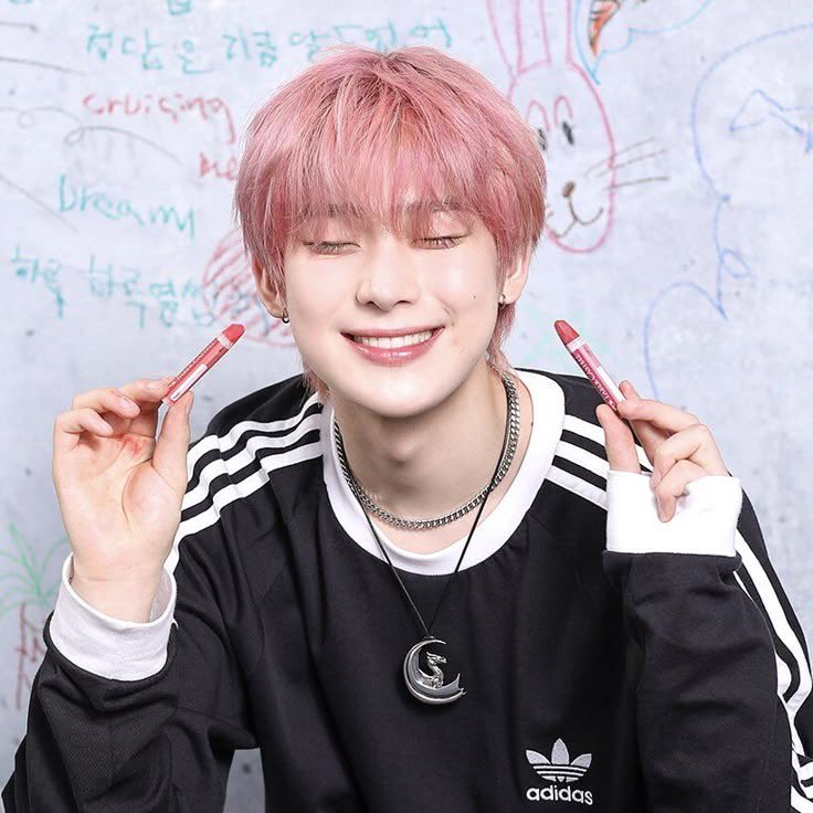 sah 𖤐 tweet media