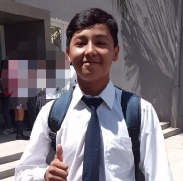 Luciano Damian Calatayud tiene 13 años, desapareció el 14/4/26 en Perico, provincia de Jujuy. Es delgado, altura 1,61. Vestía chomba escolar blanca con cuello azul del Colegio San José, pantalón largo, zapatos negros y mochila azul. Avisar #Urgente al☎️388-6828607, o 911

#Jujuy