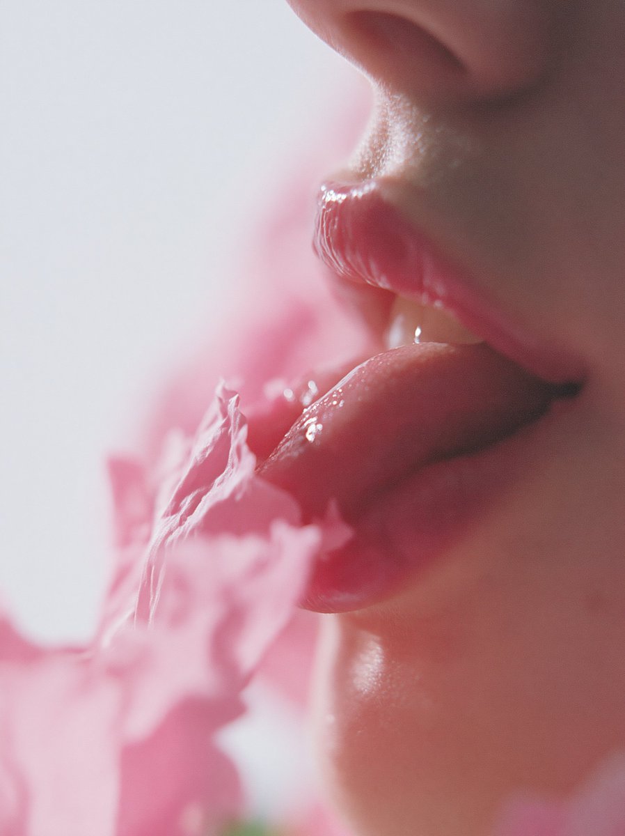 MANISH1027512's tweet image. 1.现在速度比grok还快~
2.sref和情绪版终于恢复正常
3.2K原生直出~