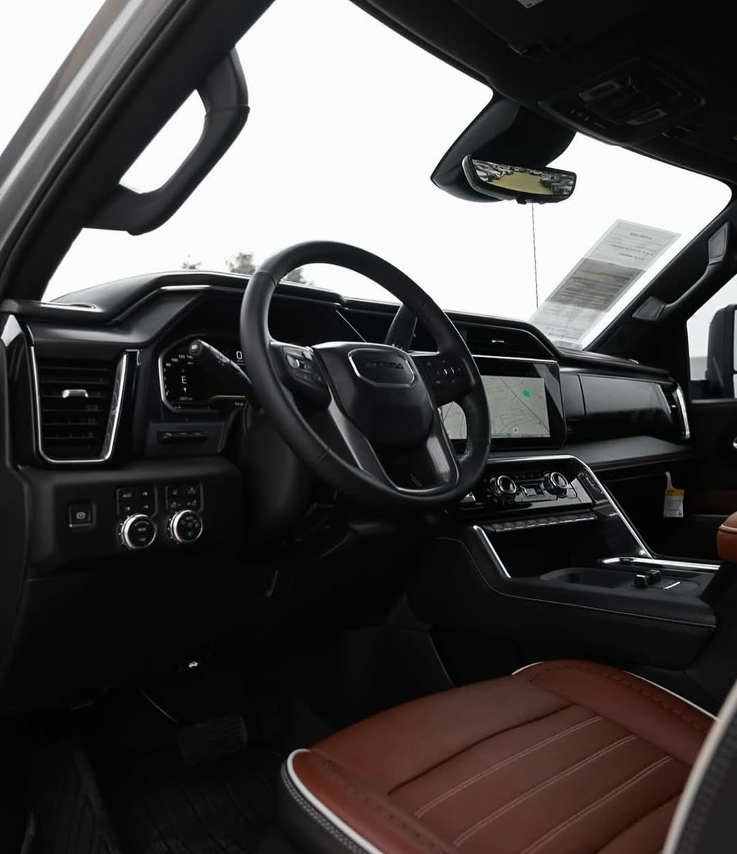 Car Lovers🤍❤️ tweet media