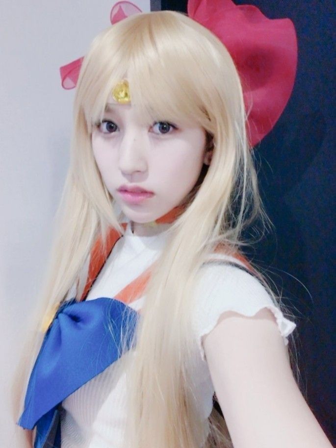 mina old pics tweet media