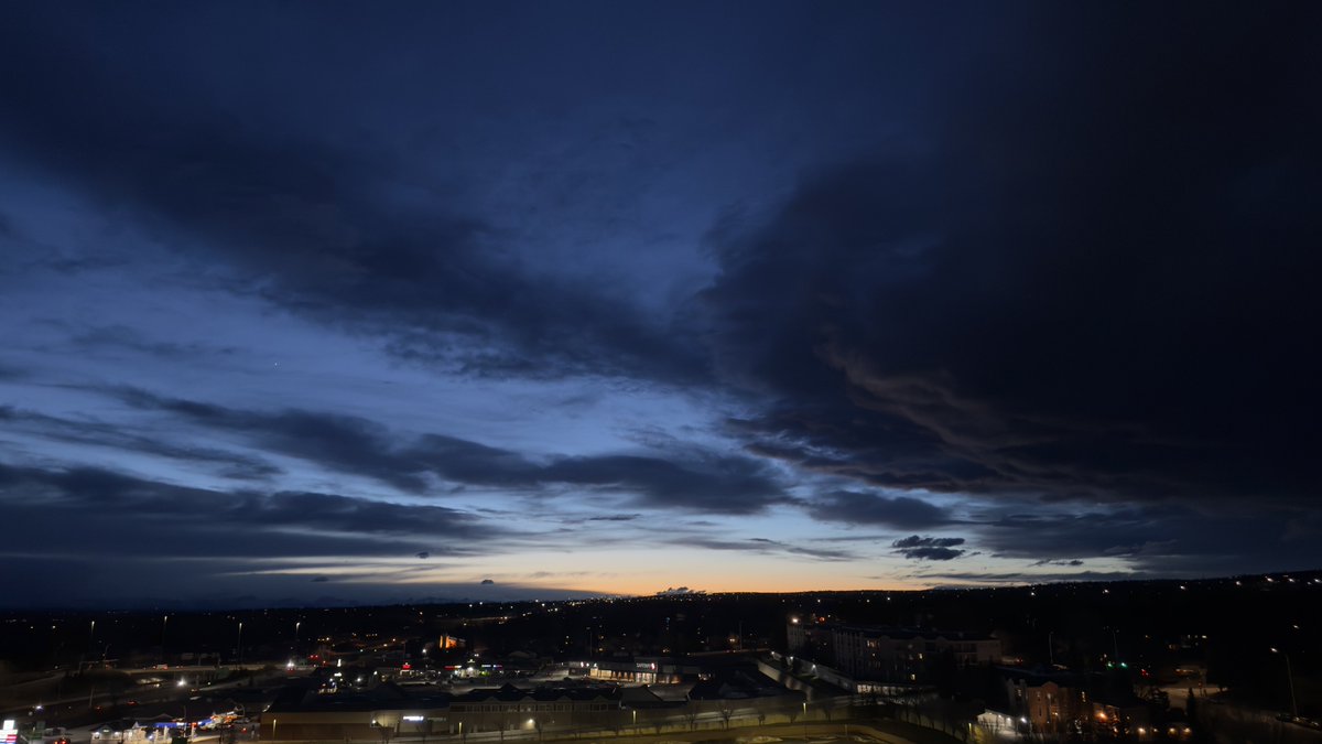 randymilanovic's tweet image. The view from my apartment tonight. #liveview #iphone