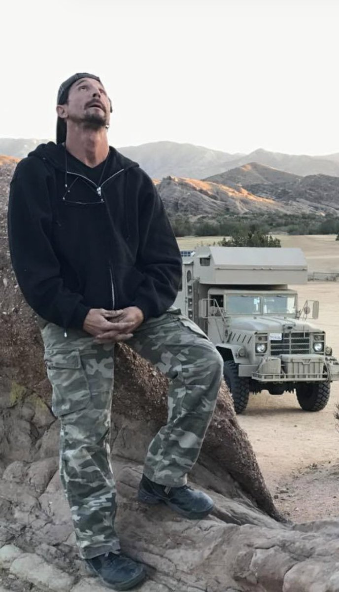 tommygunnxxx's tweet photo. Good morning from me and the mountains 🏔️ #goodmorning #hellowednesday #wednesday https://t.co/JkizLiaVHA
