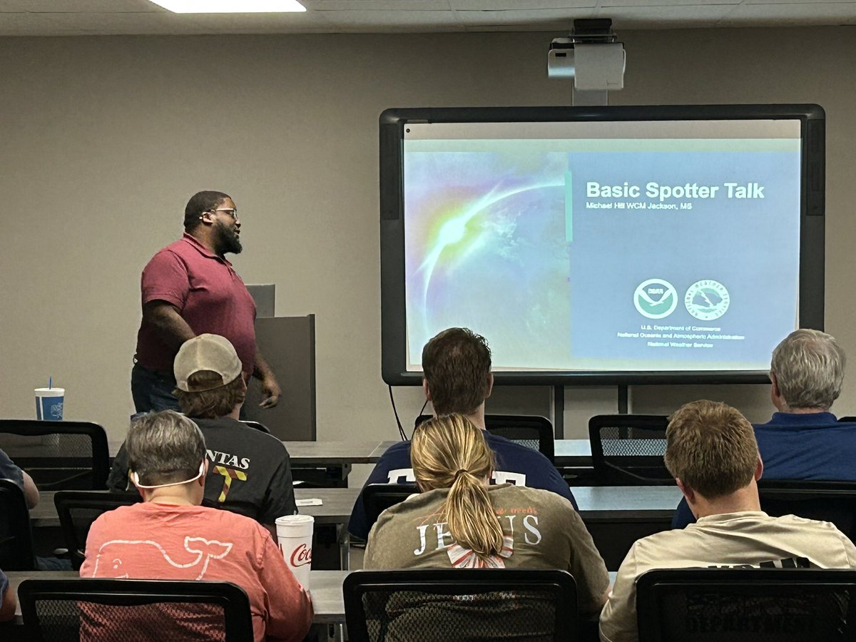 HindsEOC's tweet image. BIG SHOUTOUT to Michael Hill with the @NWSJacksonMS office for providing a Storm Spotter class tonight at our EOC. We appreciate our community partners at the NWS Jackson office.
#WeatherReady #WeatherAware #SevereWeatherPrep #PreparedNotScared