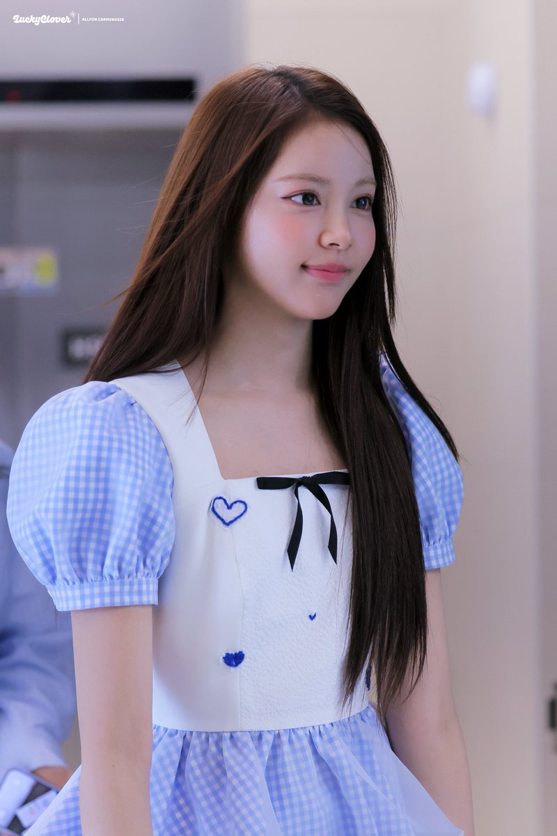 Lucky2clover_'s tweet image. 260415
#Hearts2Hearts #하츠투하츠 #H2H 
#CARMEN #카르멘