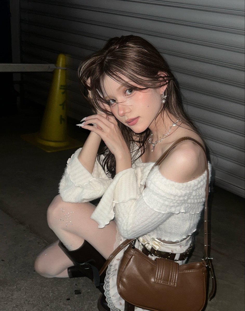 telina_17's tweet photo. 関西コレクションお疲れ様でした〜
お兄ちゃんが電話で3時間褒めてくれました https://t.co/ADWwyuJbpD