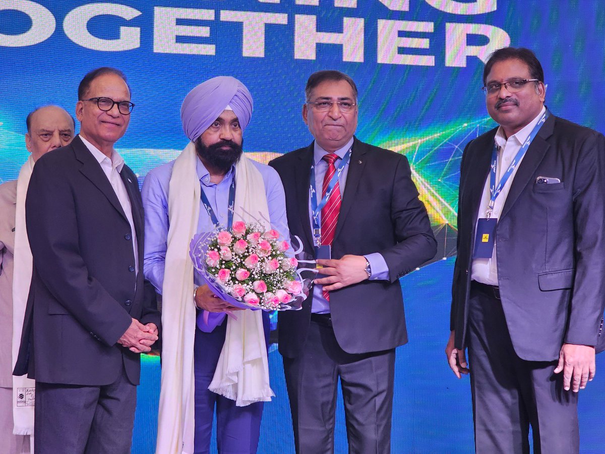 BalMalkitSingh's tweet image. Grateful to be warmly welcomed and for the enriching experience at JK Tyre Mysore Plant. Thanks to Mr. Sanjeev Kumar Sharma (VP – Fleet Management &amp;amp; Mobility Solutions) &amp;amp; Mr. Ishwar Rao (Unit Head) for their insights. #WinningTogether