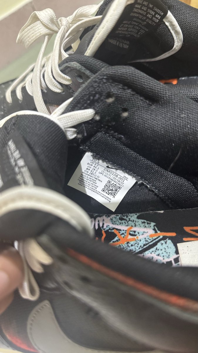 cicimalolo's tweet photo. DUNK PRM GRAFFITI ALERT! 🎨👟
Nike Dunk Low PRM (Premium)
• Colorway: Black/Red Graffiti
• Size: 44,5 / 28,5 cm
• Kondisi: Mulus parah, jarang dipakai, kulit aman no peeling.
• Keterangan: No Box, Original Only!
Price: 750k (Bisa Nego) 💸
#preloved #prelovedsepatu #wts https://t.co/MJhCJPWHFf
