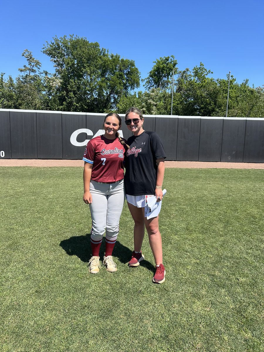 HaydenGulick's tweet photo. Beautiful day to spend at CofC for their prospect camp I enjoyed working with their players and competing in the scrimmages I canβt wait to be back!! @MaggieMrowka @SidwellRob @coachcrawford4 @RachelWarrens @EliteGulick09
#TheCollage π΄ https://t.co/buhvuDOqKJ
