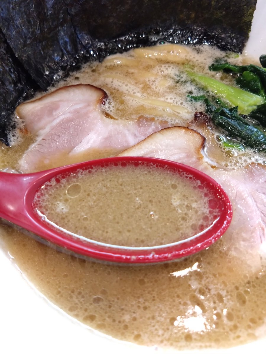 よこちゃん2nd tweet media