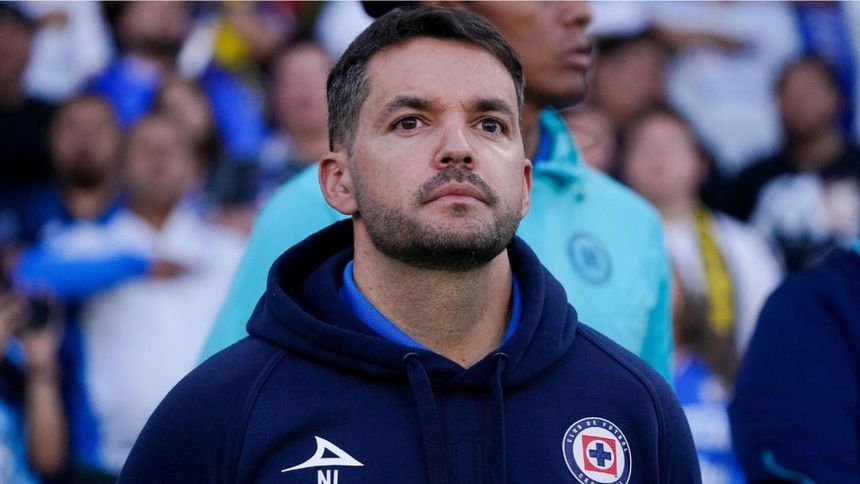 Rhevolver tweet media