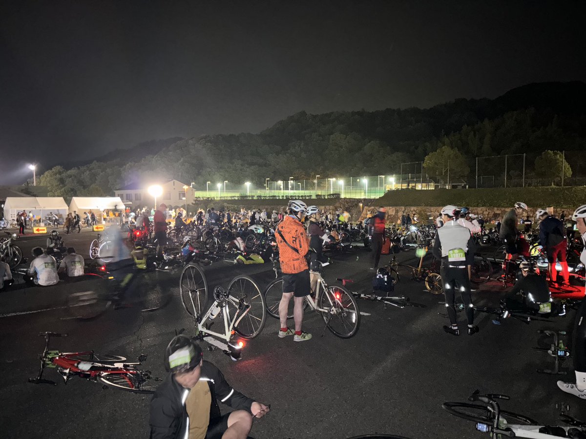 タマゴ屋 tweet media