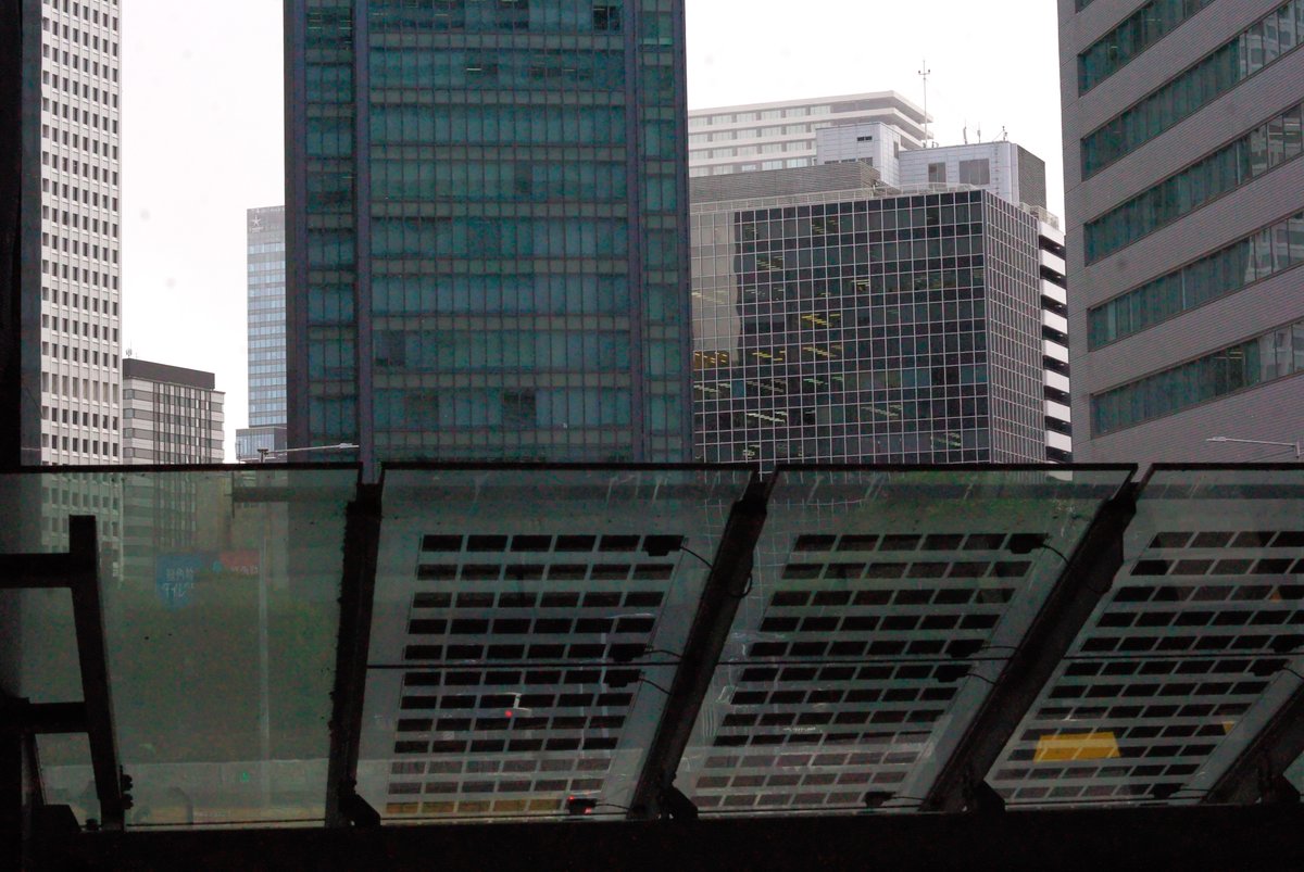 TodoactionJB's tweet image. PENTAX k-m &amp;amp; SMC PENTAX DA 50mm F1.8 
#streetphotography #km #throwback 13