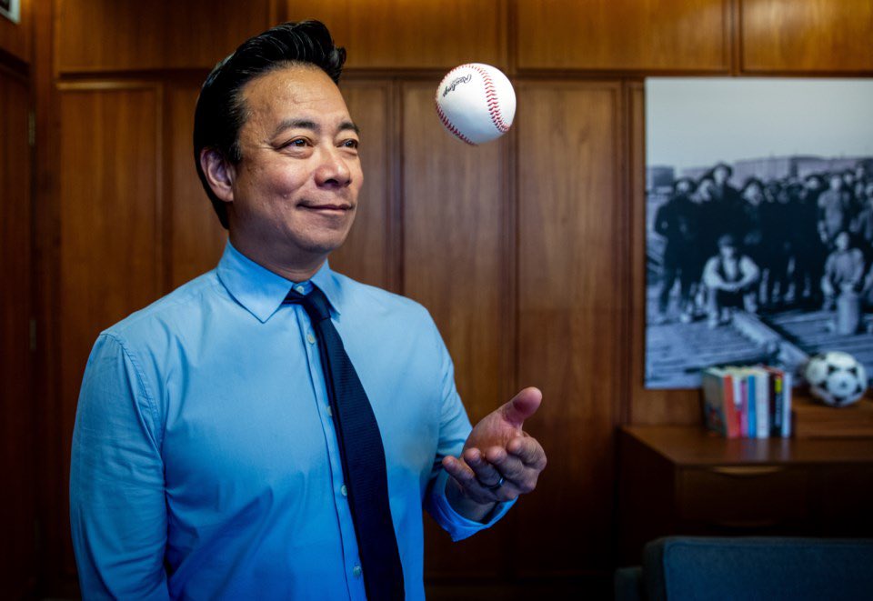 MadelnCanada's tweet image. #NEWS: Vancouver mayor @KenSimCity is launching bid to bring an MLB expansion franchise team to the city.  ⚾️🇨🇦

"We see an opportunity to position Vancouver as the next home for a MLB franchise."