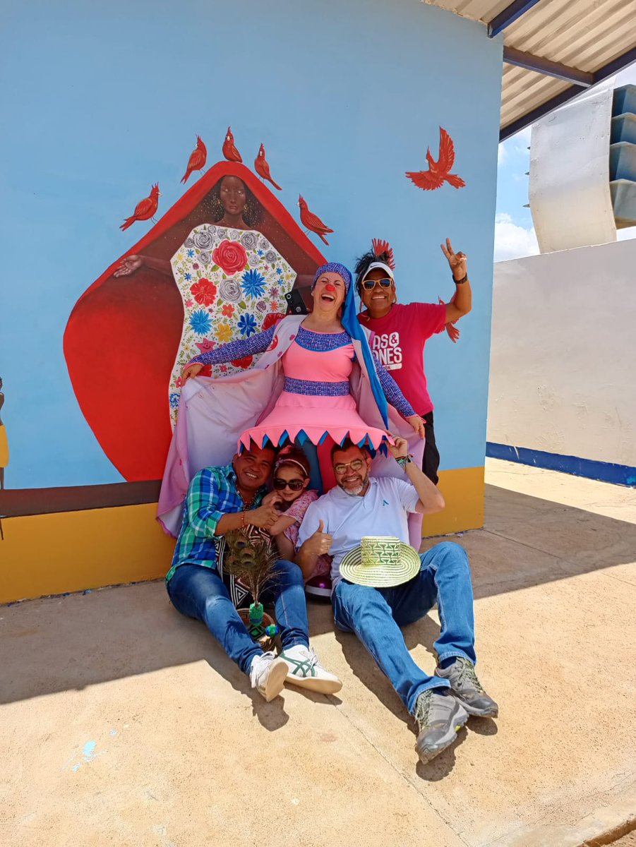 Evas & Adanes tweet media