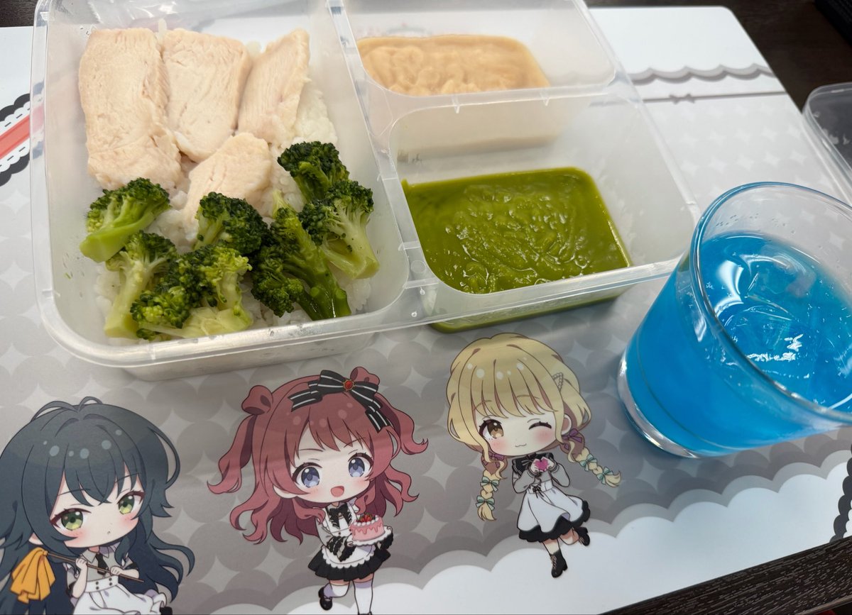 ニーナ@日常兼取引垢 tweet media