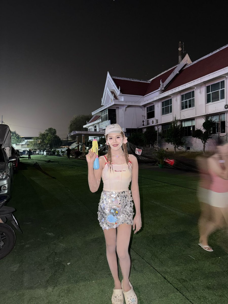 ลูกพีช tweet media