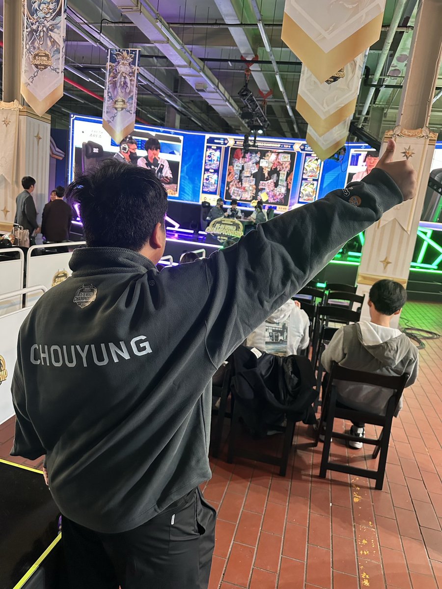 口口力 tweet media