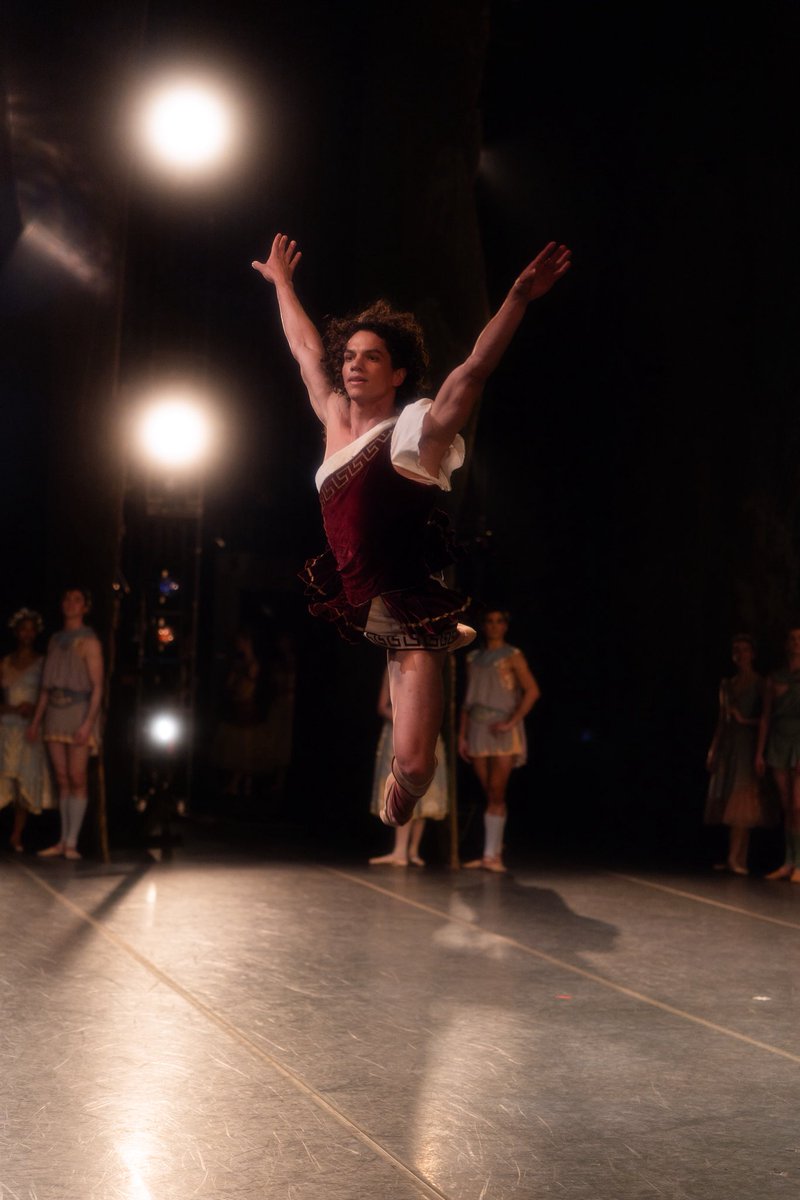 IsaacHdezF's tweet photo. Sylvia debut @ABTBallet https://t.co/85ZRNcu63U