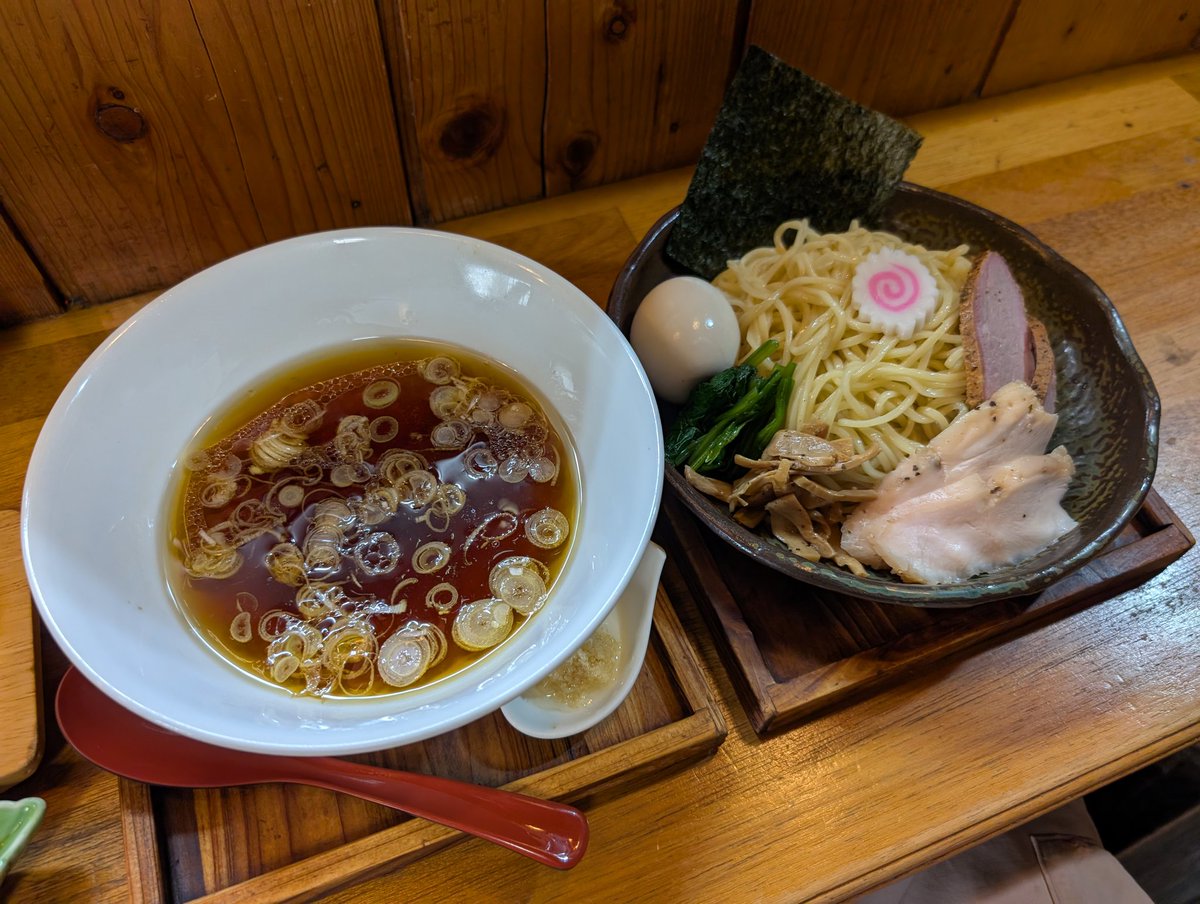koma yasu tweet media