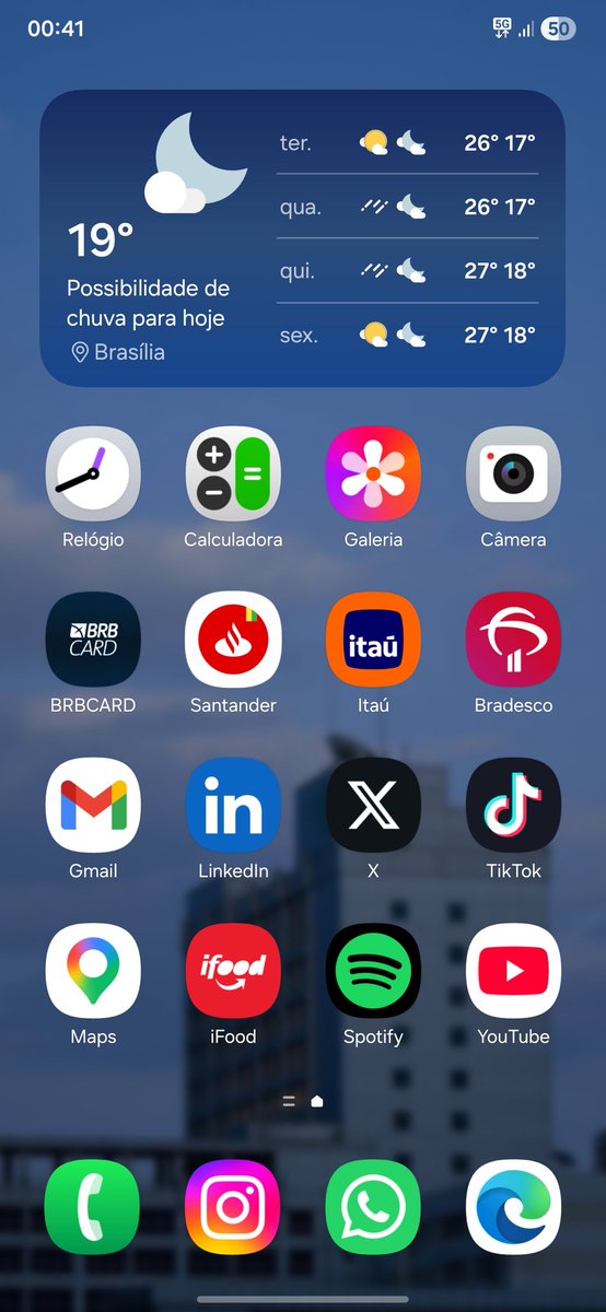 _jonathan_costa's tweet photo. @KAILASH61229293 Uso o rotinas pra mudar o papel de parede e tema noturno quando o sol de põe, então tenho dois papéis de parede durante o dia https://t.co/bismMKG0xh