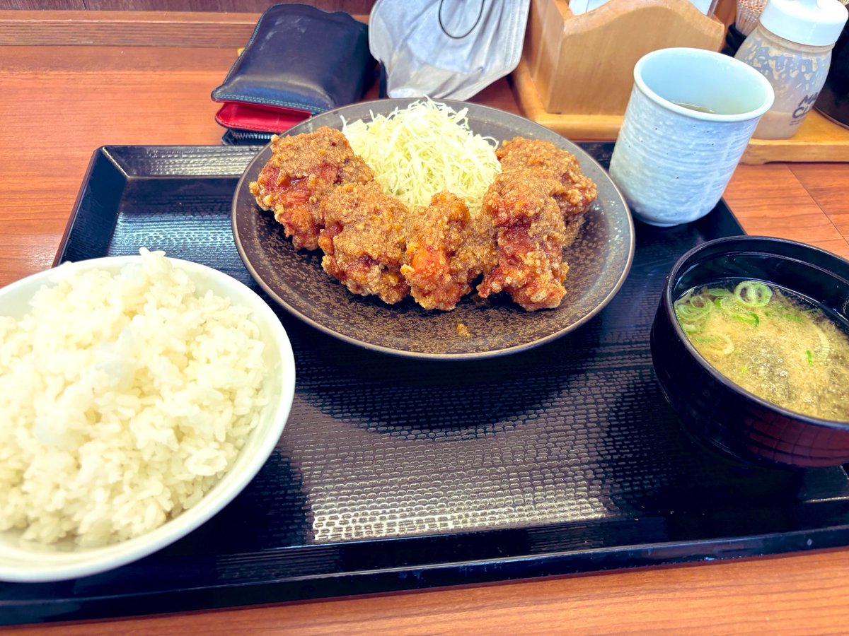 Rapi_Low's tweet photo. 🐔 https://t.co/YsizjJLubN
