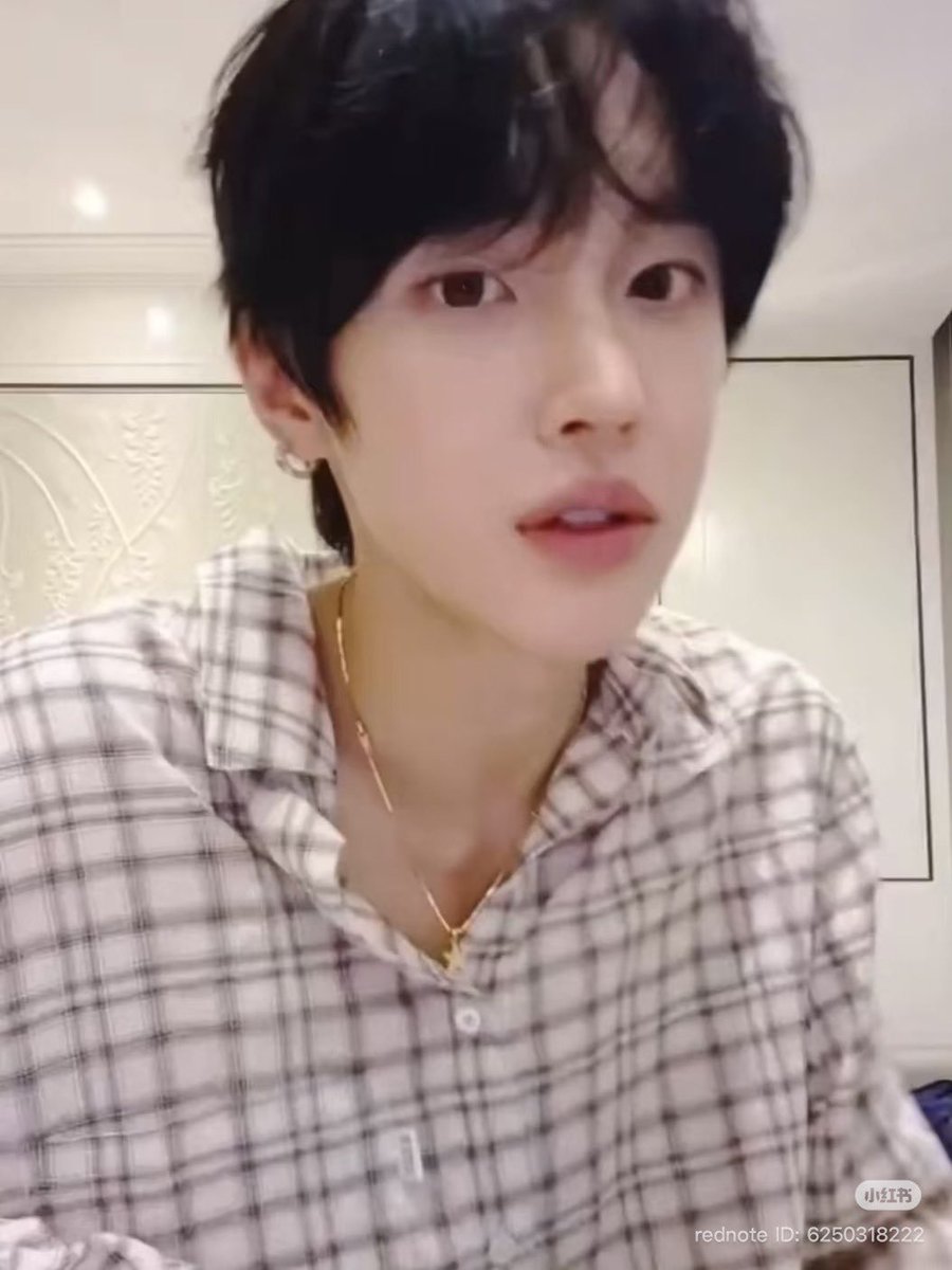Wonbin✰ tweet media