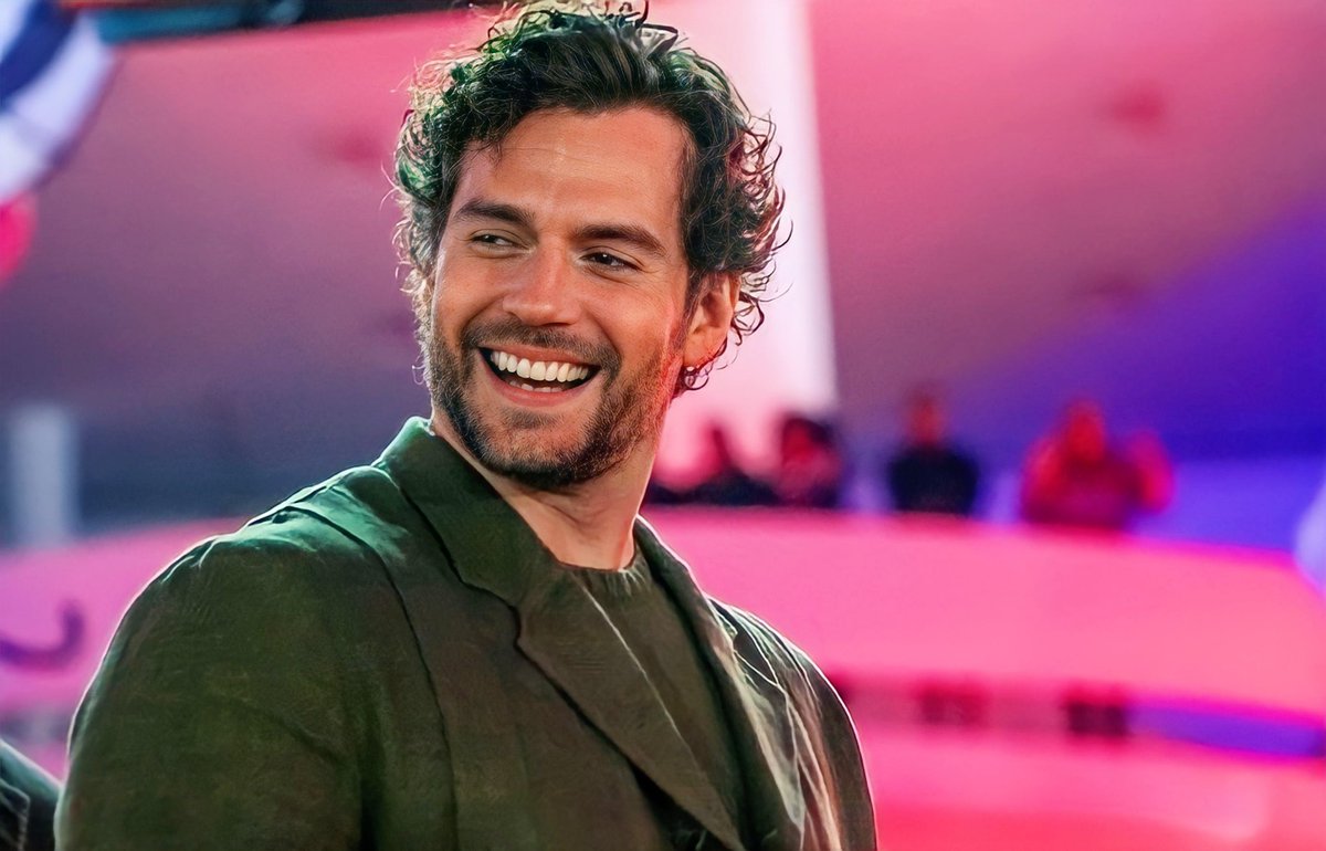 Zod’s Broken Neck ☠️🏳️🌈 tweet media