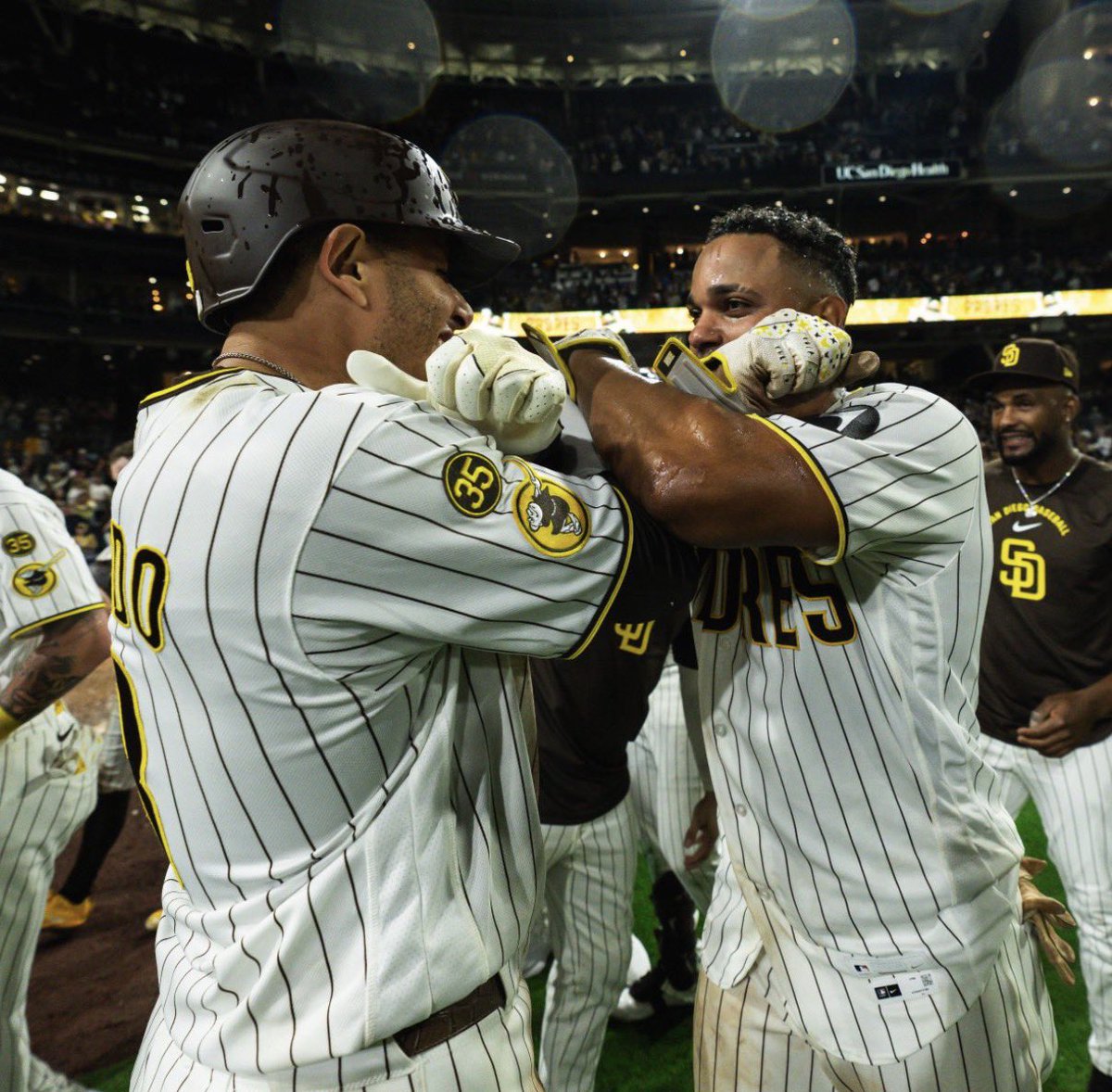 Al Scott tweet media